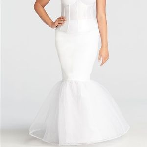 Trumpet slip for wedding dress